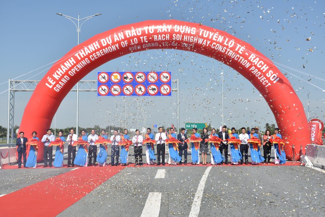 Kiên Giang: Chính thức thông xe tuyến cao tốc Lộ Tẻ - Rạch Sỏi